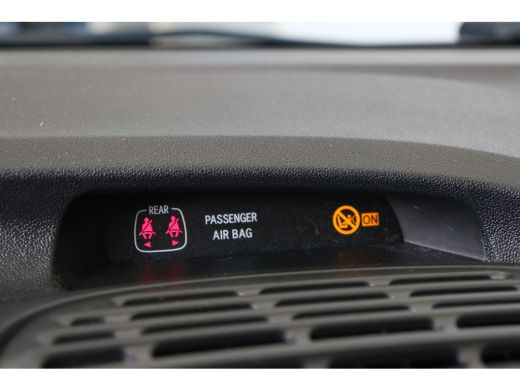 Peugeot 108 1.0 e-VTi Active 72 | Airco | LED dagrijverlichting | Bluetooth | ActivLease financial lease