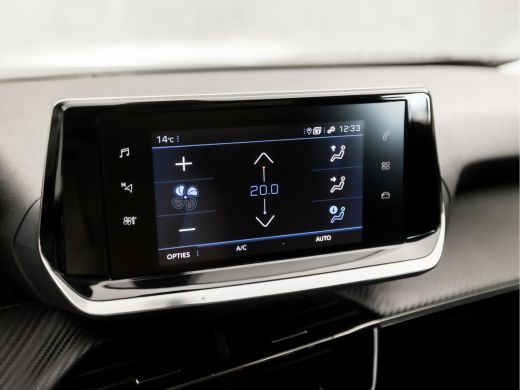Peugeot 2008 1.2 PureTech Sport (APPLE CARPLAY, GROOT NAVI, CLIMATE, LED KOPLAMPEN, SPORTSTOELEN, PARKEERSENSO... ActivLease financial lease