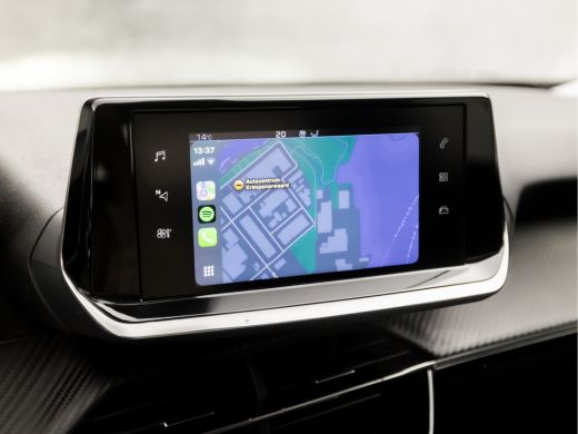 Peugeot 2008 1.2 PureTech Sport (APPLE CARPLAY, GROOT NAVI, CLIMATE, LED KOPLAMPEN, SPORTSTOELEN, PARKEERSENSO... ActivLease financial lease