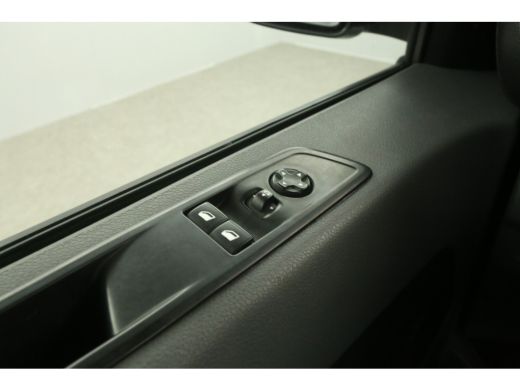 Peugeot Expert 2.0 BlueHDI L3H1 177PK Automaat 360Camera Carplay Head-up Display Clima Cruise LED 3 Pers PDC 17"... ActivLease financial lease