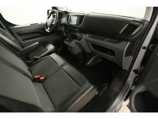 Peugeot Expert 2.0 BlueHDI L3H1 177PK Automaat 360Camera Carplay Head-up Display Clima Cruise LED 3 Pers PDC 17"... ActivLease financial lease