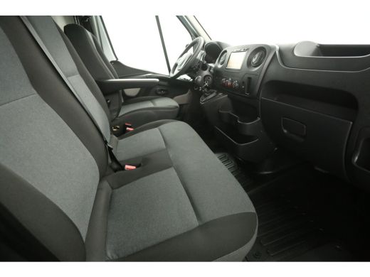 Renault Master T28 2.3 dCi L1H1 Airco Camera Parkeersensoren 3 Persoons Elektrpakket Trekhaak ActivLease financial lease