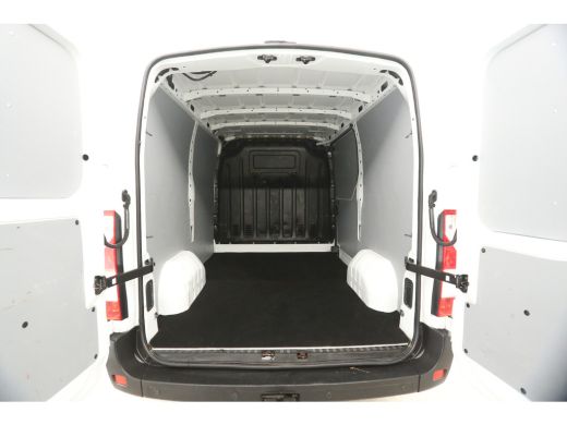 Renault Master T28 2.3 dCi L1H1 Airco Camera Parkeersensoren 3 Persoons Elektrpakket Trekhaak ActivLease financial lease