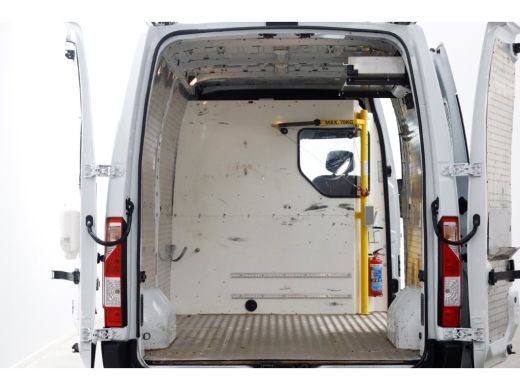Renault Master T35 2.3 dCi 130pk E6 L2H2 Airco/Navi/Imperiaal 06-2018 ActivLease financial lease