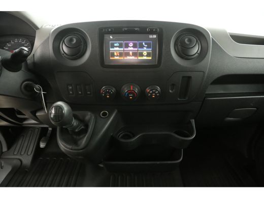 Renault Master T35 2.3 dCi L2H2 146PK Airco 2xSchuifdeur Cruise Camera PDC 3 Persoons Elektrpakket Trekhaak ActivLease financial lease