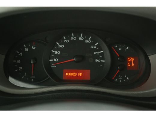 Renault Master T35 2.3 dCi L2H2 146PK Airco 2xSchuifdeur Cruise Camera PDC 3 Persoons Elektrpakket Trekhaak ActivLease financial lease