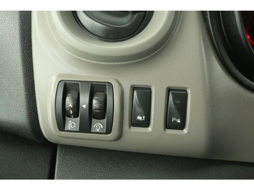 Renault Trafic 1.6 dCi T29 L1H1 Airco Cruise Trekhaak Navigatie Parkeersensoren Elektrpakket ActivLease financial lease
