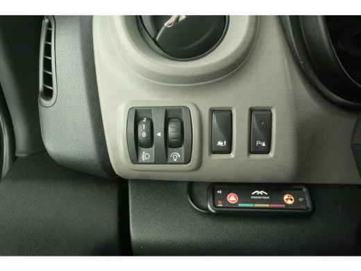 Renault Trafic 1.6 dCi T29 L1H1 Airco Cruise Navigatie Parkeersensoren Elektrpakket Schuifdeur ActivLease financial lease