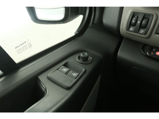 Renault Trafic 1.6 dCi T29 L1H1 Airco Cruise Navigatie Parkeersensoren Elektrpakket Schuifdeur ActivLease financial lease