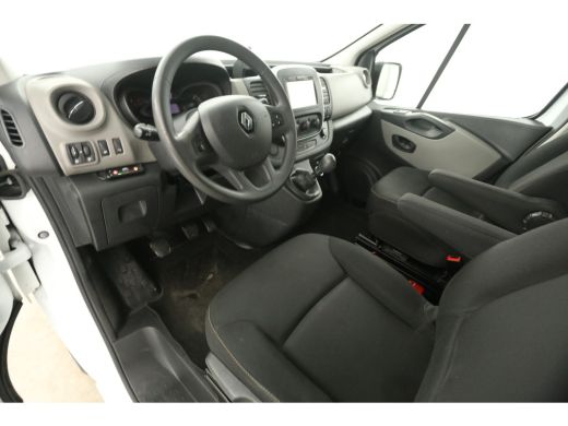 Renault Trafic 1.6 dCi T29 L1H1 Airco Cruise Navigatie Parkeersensoren Elektrpakket Schuifdeur ActivLease financial lease