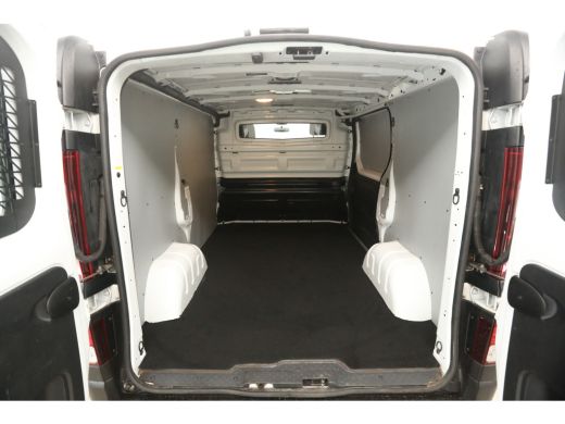 Renault Trafic 1.6 dCi T29 L1H1 Airco Cruise Navigatie Parkeersensoren Elektrpakket Schuifdeur ActivLease financial lease