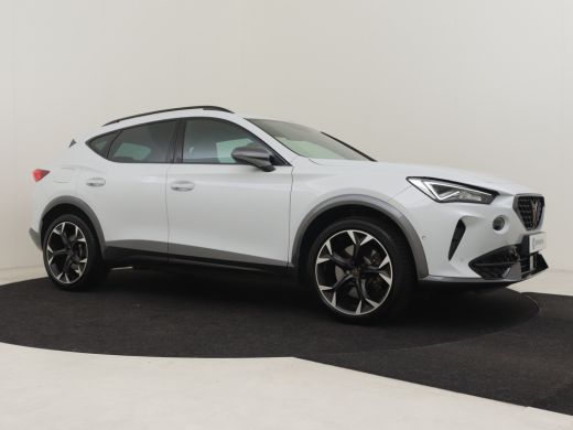 Seat Formentor 1.4 e-Hybrid VZ Performance 245pk | Trekhaak (1500KG) | Keyless | Navigatie | Dodehoekdetectie | ... ActivLease financial lease