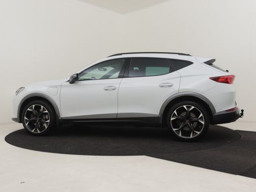 Seat Formentor 1.4 e-Hybrid VZ Performance 245pk | Trekhaak (1500KG) | Keyless | Navigatie | Dodehoekdetectie | ... ActivLease financial lease
