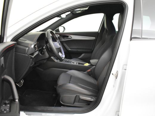Seat Formentor 1.4 e-Hybrid VZ Performance 245pk | Trekhaak (1500KG) | Keyless | Navigatie | Dodehoekdetectie | ... ActivLease financial lease