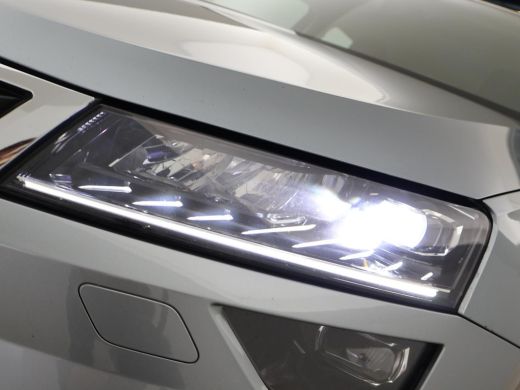 Skoda Karoq 1.5 TSI ACT 150 PK AUT. + VIRTUAL COCKPIT | ADAPTIVE CRUISE | TREKHAAK | STUURVERWARMING ActivLease financial lease