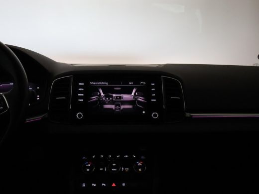 Skoda Karoq 1.5 TSI ACT 150 PK AUT. + VIRTUAL COCKPIT | ADAPTIVE CRUISE | TREKHAAK | STUURVERWARMING ActivLease financial lease