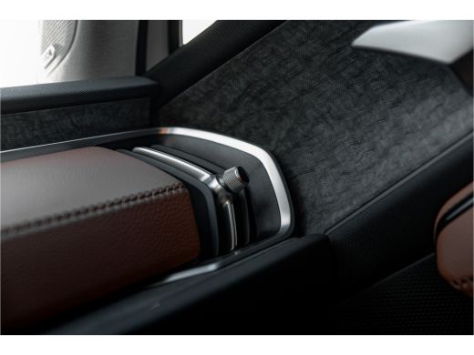 Skoda Kodiaq 1.5TSI 204pk PHEV Business Edition | Panoramadak | Leder interieur | Adapt. Cruise | Camera rondom ActivLease financial lease