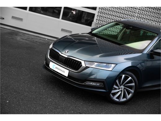 Skoda Octavia Combi 1.4 TSI iV PHEV Business Edition Plus | Panoramadak | Matrix | HUD | ActivLease financial lease
