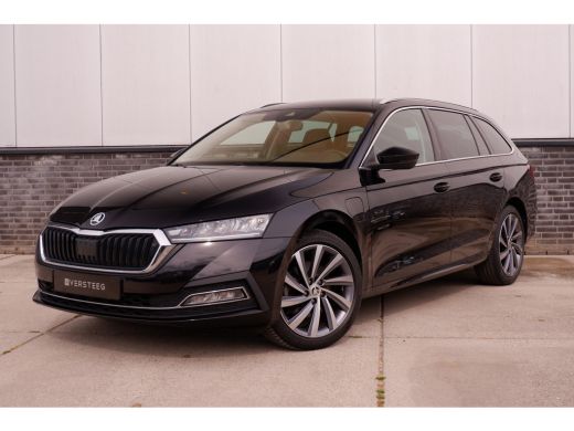 Skoda Octavia Combi 1.4 TSI iV PHEV Sportline Business | Head-Up | Carplay | LED | Sfeerverl. Camera | Memory Skoda Octavia Combi 1.4 TSI iV PHEV Sportline Business | Head-Up | Carplay | LED | Sfeerverl. Camera | Memory