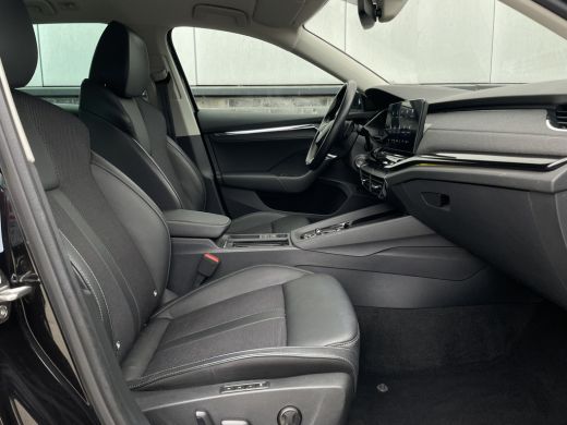 Skoda Octavia Combi 1.4 TSI iV PHEV Sportline Business | Head-Up | Carplay | LED | Sfeerverl. Camera | Memory ActivLease financial lease