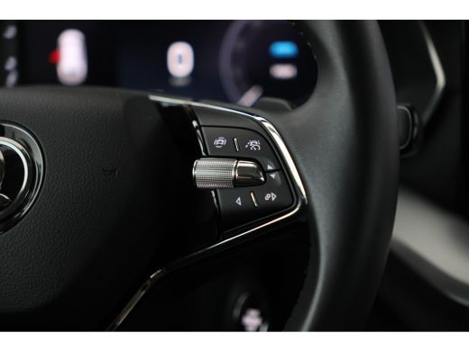 Skoda Octavia Combi 2.0 TDI Airco, Navigatie, Apple Carplay, ActivLease financial lease