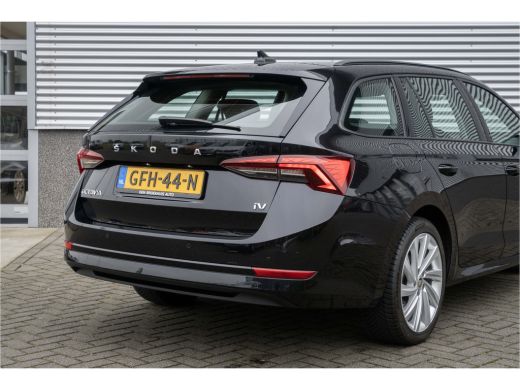 Skoda Octavia Combi Škoda 1.4 TSI iV PHEV Business Edition | Carplay | Navigatie | Cruise control ActivLease financial lease