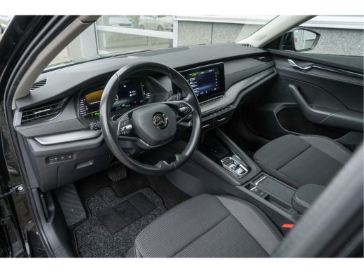 Skoda Octavia Combi Škoda 1.4 TSI iV PHEV Business Edition | Carplay | Navigatie | Cruise control ActivLease financial lease