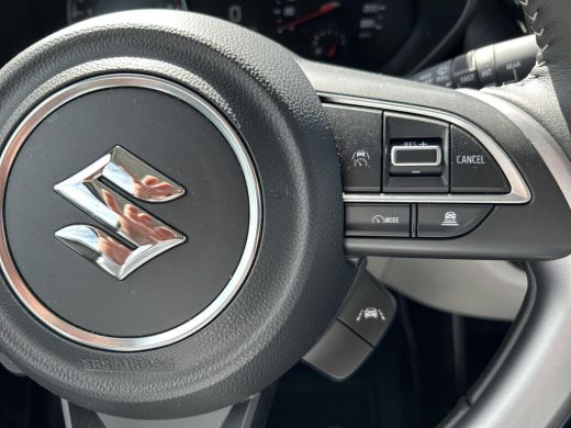 Suzuki Swift 1.2 Select Smart Hybrid ActivLease financial lease