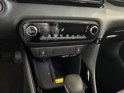 Toyota Yaris 1.5 Hybrid 115 Dynamic ActivLease financial lease