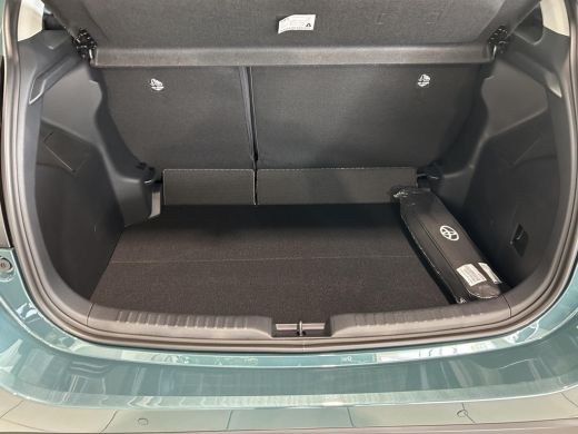 Toyota Yaris 1.5 Hybrid 115 Dynamic ActivLease financial lease