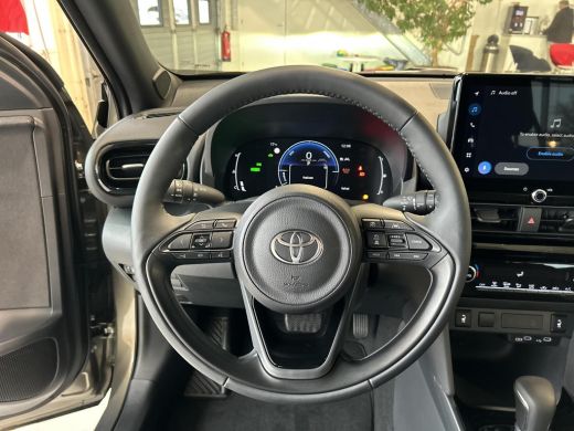 Toyota Yaris Cross 1.5 Hybrid 115 First Edition Comfort Pack ActivLease financial lease