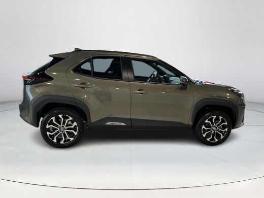Toyota Yaris Cross 1.5 Hybrid 115 First Edition Comfort Pack ActivLease financial lease