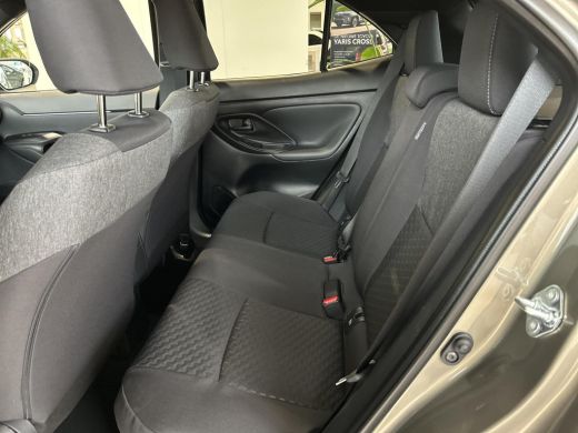 Toyota Yaris Cross 1.5 Hybrid 115 First Edition Comfort Pack ActivLease financial lease