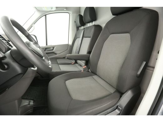 Volkswagen Crafter 30 2.0 TDI L3H2 177PK 3000KG Trekgew. Automaat DSG Airco Cruise Carplay 2xSchuifdeur Navi 3 Pers ... ActivLease financial lease