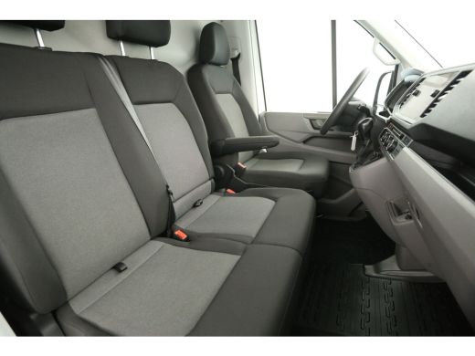 Volkswagen Crafter 30 2.0 TDI L3H2 177PK 3000KG Trekgew. Automaat DSG Airco Cruise Carplay 2xSchuifdeur Navi 3 Pers ... ActivLease financial lease