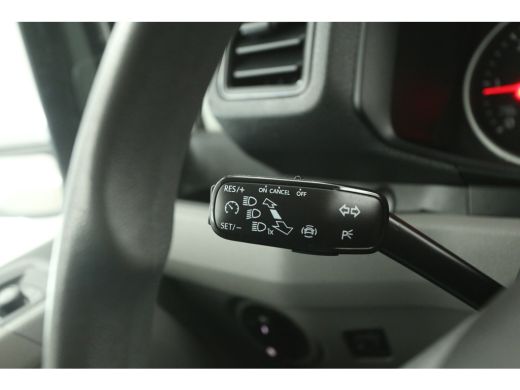 Volkswagen Crafter 30 2.0 TDI L3H2 177PK 3000KG Trekgew. Automaat DSG Airco Cruise Carplay 2xSchuifdeur Navi 3 Pers ... ActivLease financial lease