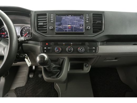 Volkswagen Crafter 35 2.0 TDI L3H3 140PK | 3000KG Trekgew. Airco Cruise Carplay Navigatie PDC Imperiaal Elektrpakket ActivLease financial lease