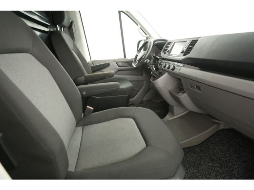 Volkswagen Crafter 35 2.0 TDI L3H3 140PK | 3000KG Trekgew. Airco Cruise Carplay Navigatie PDC Imperiaal Elektrpakket ActivLease financial lease