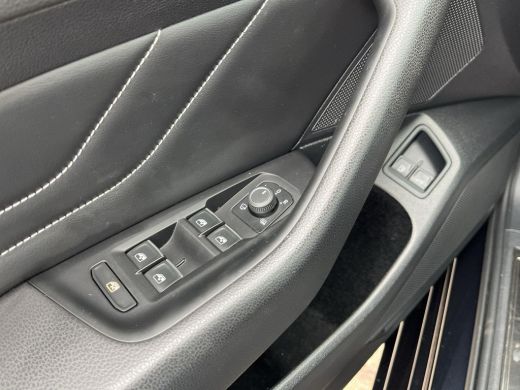 Volkswagen Passat 1.4 TSI PHEV GTE Business |R Line | 218 Pk | PHEV | Pano Dak | Trekhaak | DCC | 18Inch | IQ Light | ActivLease financial lease