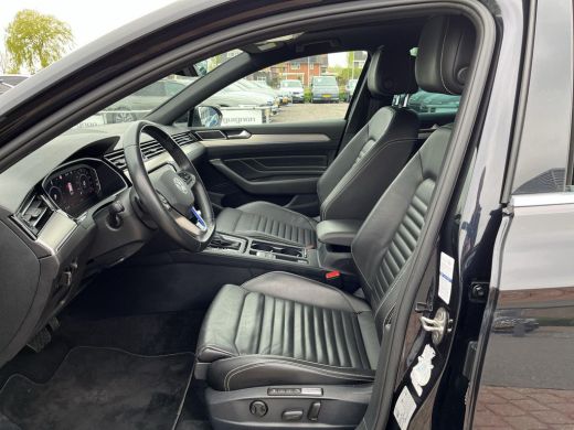 Volkswagen Passat 1.4 TSI PHEV GTE Business |R Line | 218 Pk | PHEV | Pano Dak | Trekhaak | DCC | 18Inch | IQ Light | ActivLease financial lease