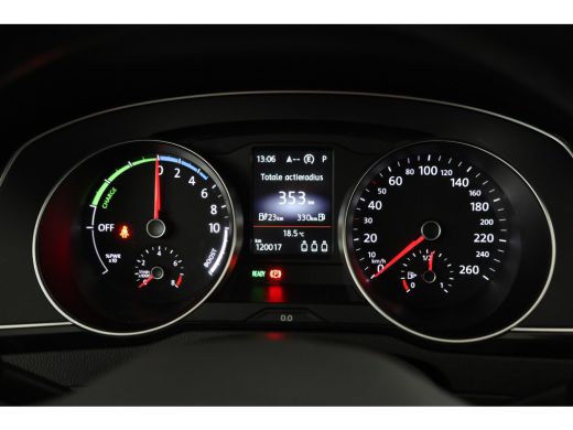 Volkswagen Passat Variant 1.4 TSI PHEV GTE Business Navigatie, Apple carplay, Climate, ActivLease financial lease
