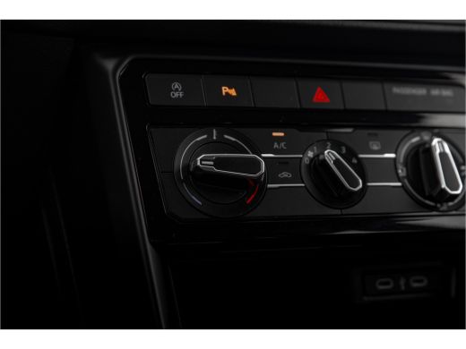Volkswagen T-Cross 1.0 96PK TSI Life | ACC | PDC V+A | Elektrisch inklapbare spiegels | Apple Carplay ActivLease financial lease