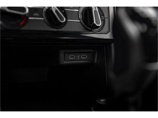 Volkswagen T-Cross 1.0 96PK TSI Life | ACC | PDC V+A | Elektrisch inklapbare spiegels | Apple Carplay ActivLease financial lease