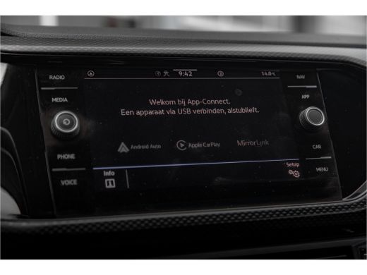 Volkswagen T-Cross 1.0 96PK TSI Life | Apple Carplay | Airco | ACC ActivLease financial lease