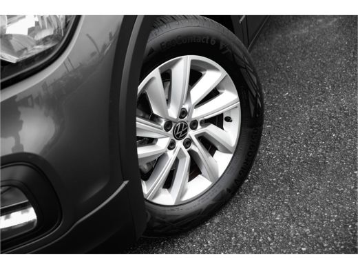 Volkswagen T-Cross 1.0 96PK TSI Life | Apple Carplay | Airco | ACC ActivLease financial lease