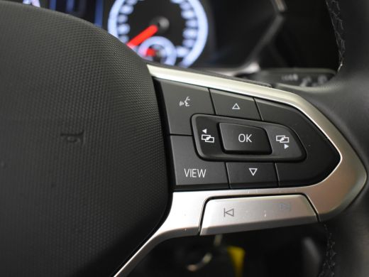 Volkswagen T-Cross 1.0 TSI Life 96pk 1e eigenaar | 100%dealeronderhouden | Navigatie via app | Adaptief cruise contr... ActivLease financial lease