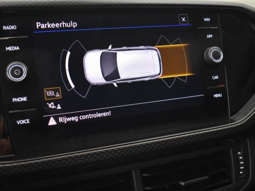 Volkswagen T-Cross 1.0 TSI Life 96pk 1e eigenaar | 100%dealeronderhouden | Navigatie via app | Adaptief cruise contr... ActivLease financial lease