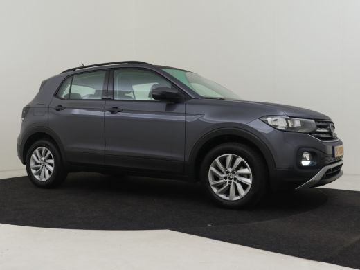 Volkswagen T-Cross 1.0 TSI Life 96pk 1e eigenaar | 100%dealeronderhouden | Navigatie via app | Adaptief cruise contr... ActivLease financial lease