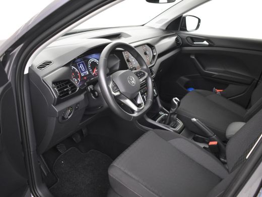 Volkswagen T-Cross 1.0 TSI Life 96pk 1e eigenaar | 100%dealeronderhouden | Navigatie via app | Adaptief cruise contr... ActivLease financial lease