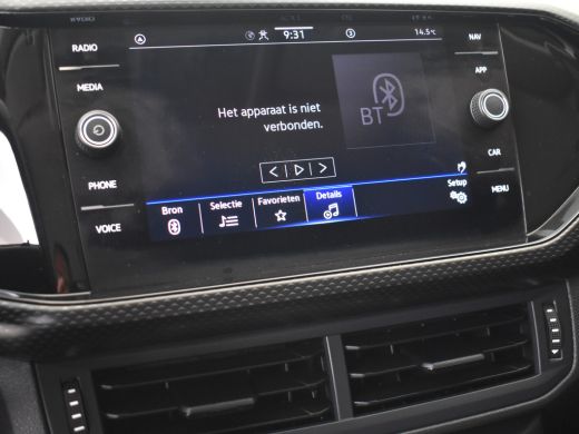Volkswagen T-Cross 1.0 TSI Life 96pk 1e eigenaar | 100%dealeronderhouden | Navigatie via app | Adaptief cruise contr... ActivLease financial lease